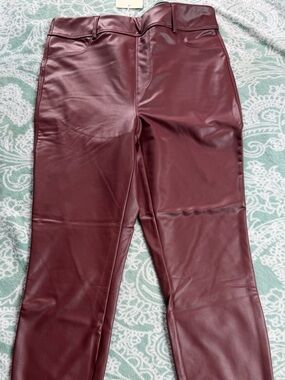 HALARA Faux Leather Skinny Pants in Burgundy
